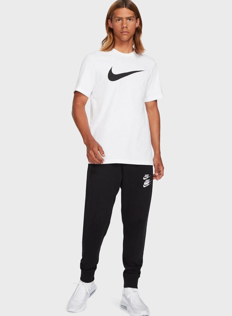 Nike Icon Swoosh T-Shirt - Image 4